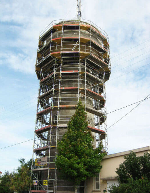 Installation d’un échafaudage multidirectionnel pour des châteaux d’eau